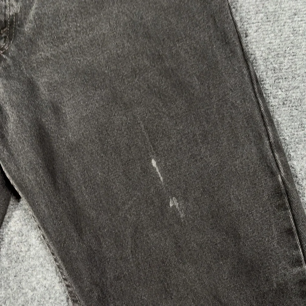VTG Levi's 550 Relaxed Fit Tapered Leg Jeans Mens 31x31 Black Made‎ In USA Faded